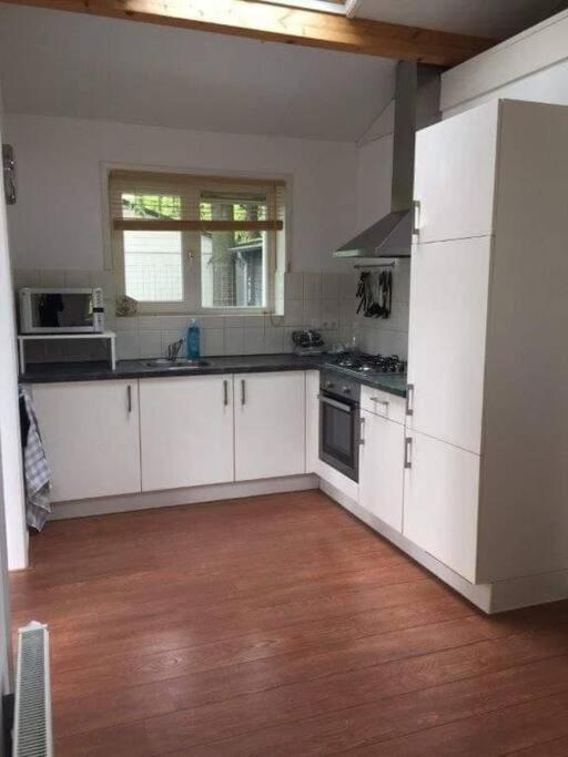 Heerlijk Huis In Een Prachtige Bosrijke Omgeving. Пюттен Экстерьер фото